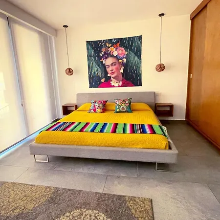 Stylish Studio On The 5Th Ave Of Playa Del Carmen